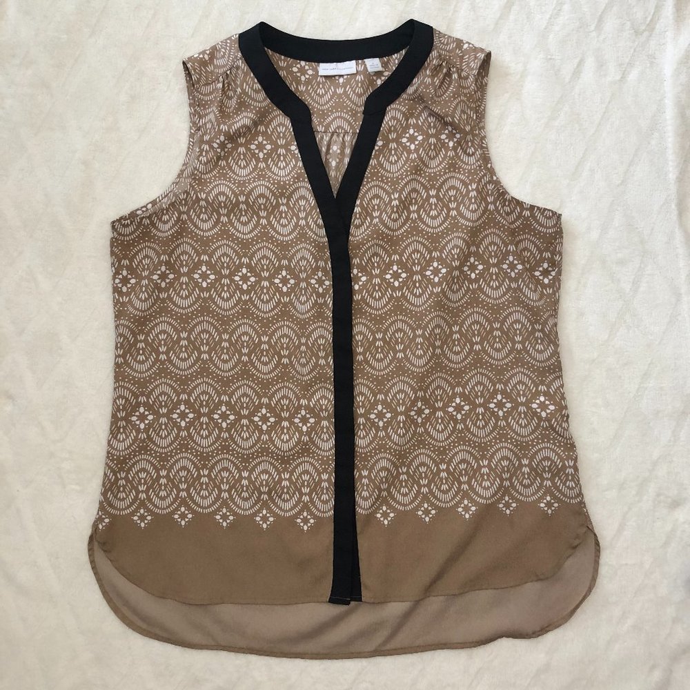 New York & Company Women's Sleeveless Medium Business Casual Button Down Blouse